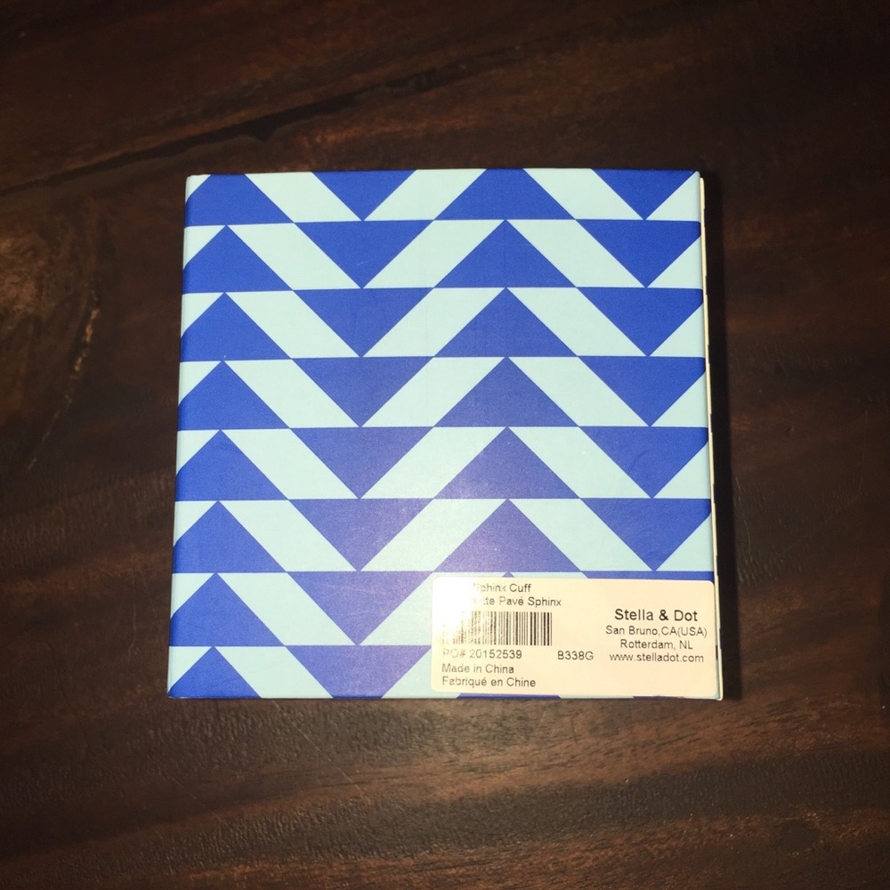 Stella & Dot Pave Sphinx Cuff - Picture 8 of 9